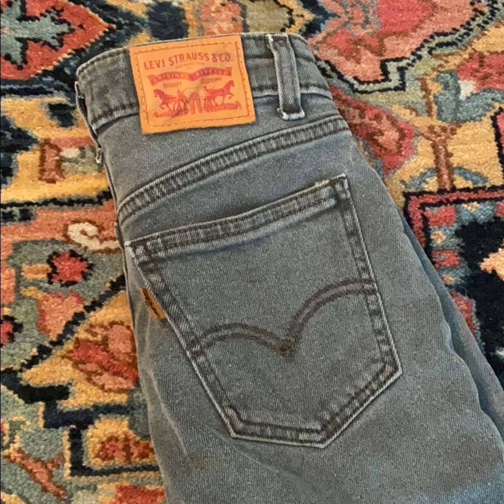 721 orange tab Levi’s high rise jeans in grey